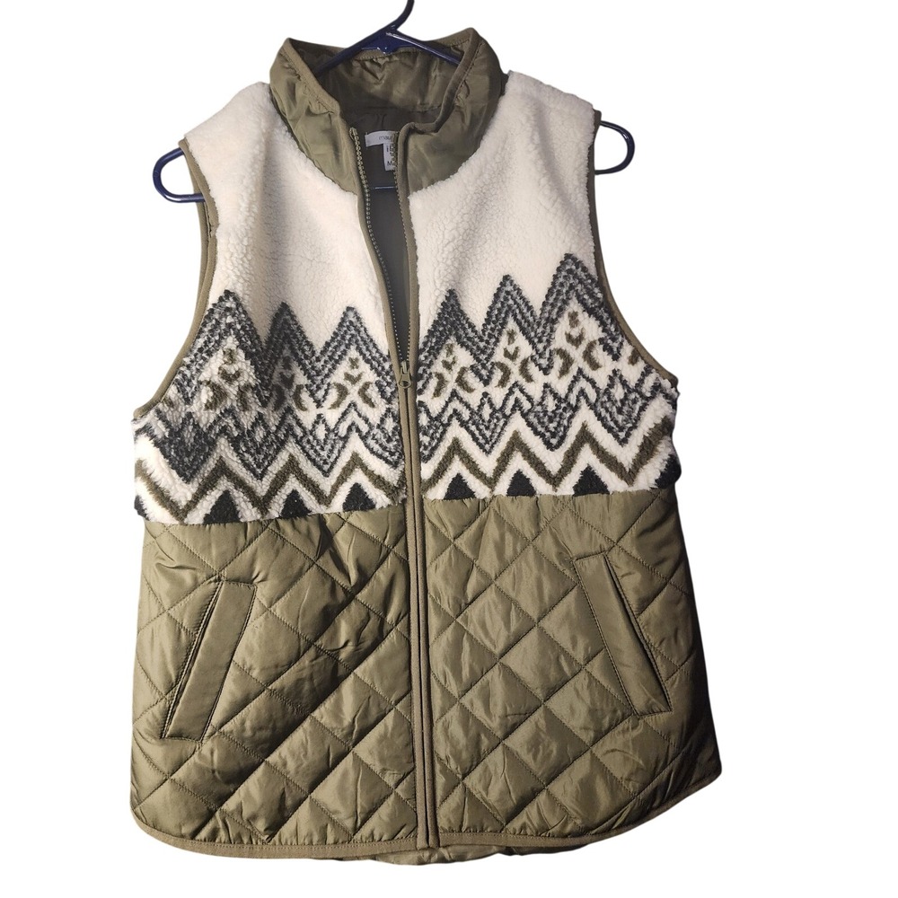 Maurices Women Olive Green Sherpa Quilted Puffer Vest Chevron Geometric Medium